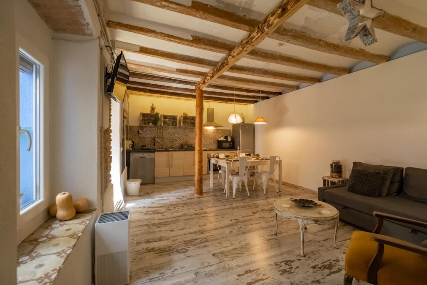 Apartamento En El Corazon De Tarragona. Planta Baja Con Patio. Exterior foto