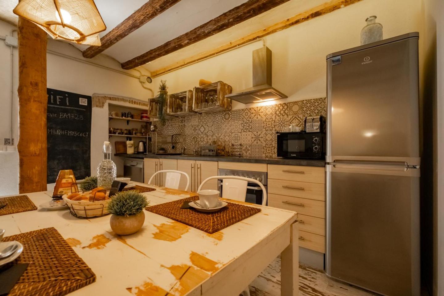 Apartamento En El Corazon De Tarragona. Planta Baja Con Patio. Exterior foto